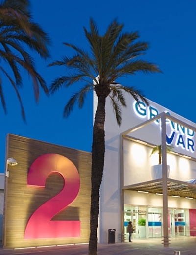 Let’s go to the mall !