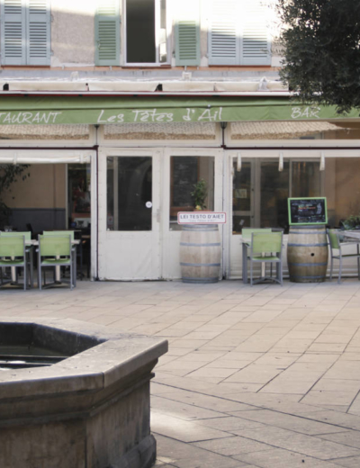 J’ai mangé dans « Les Têtes d’ail »