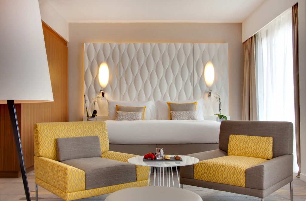 Junior Suite travel blog hotel renaissance aix en provence