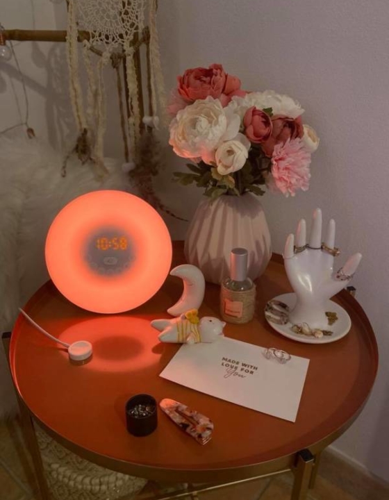 Morning routine avec les oiseaux et le réveil simulateur d’aube Top Life